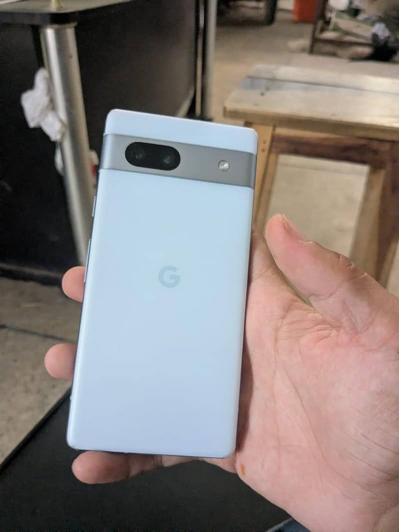 Google Pixel 7a 1