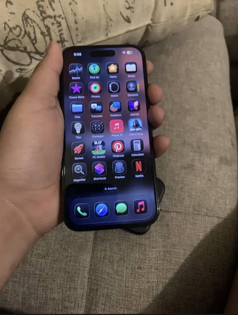 Apple iPhone 14 pro 3