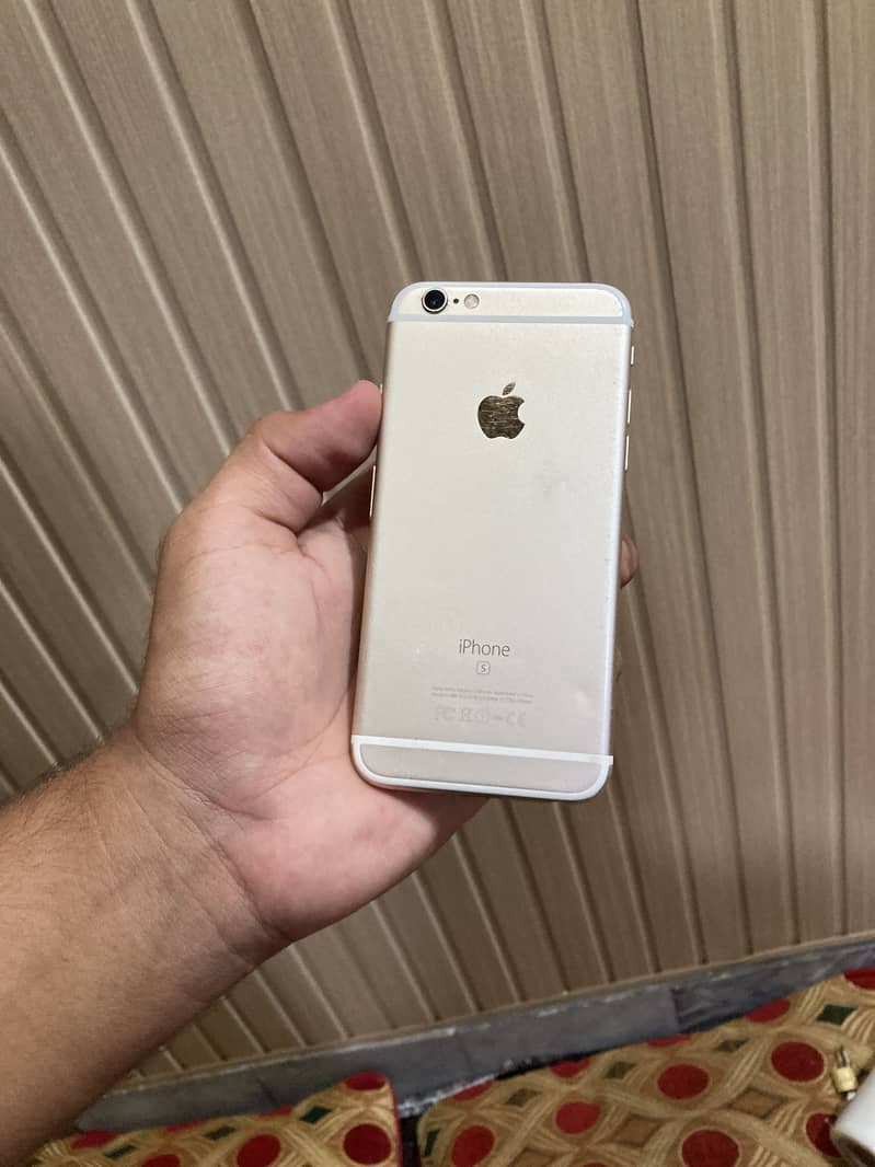 Apple iPhone 6S 3