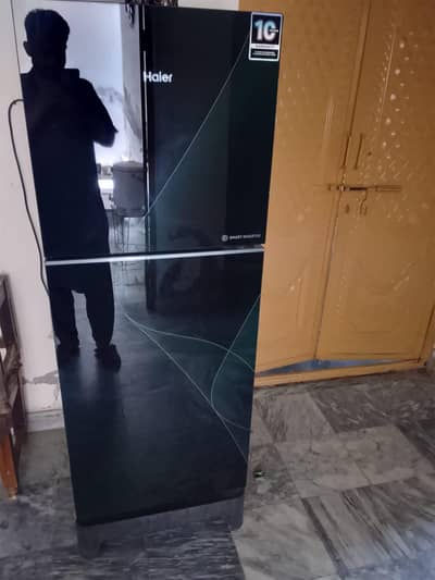 refrigerator brand new urgent sale 10/10condition