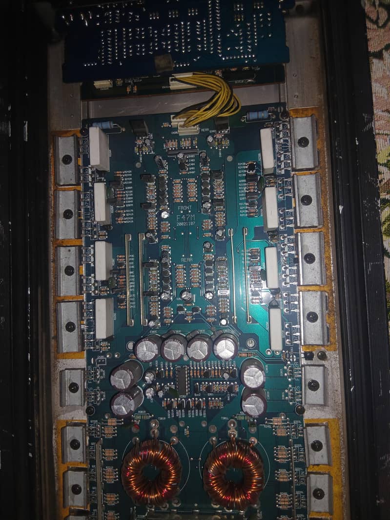 solid audio formula47  &kenwood basser 16