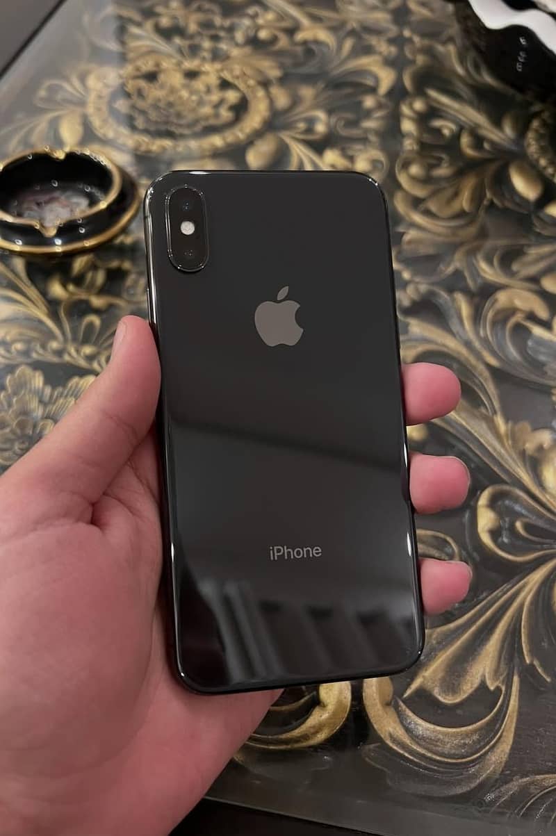 Apple iPhone X 0