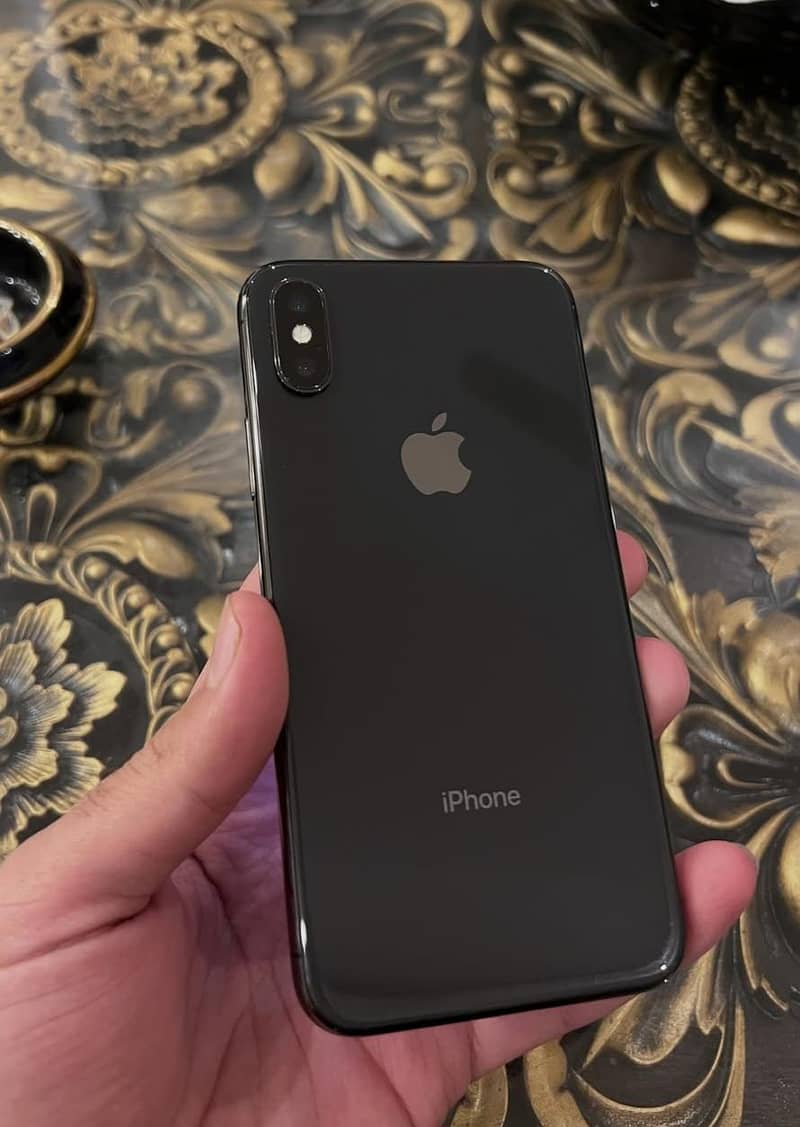 Apple iPhone X 6
