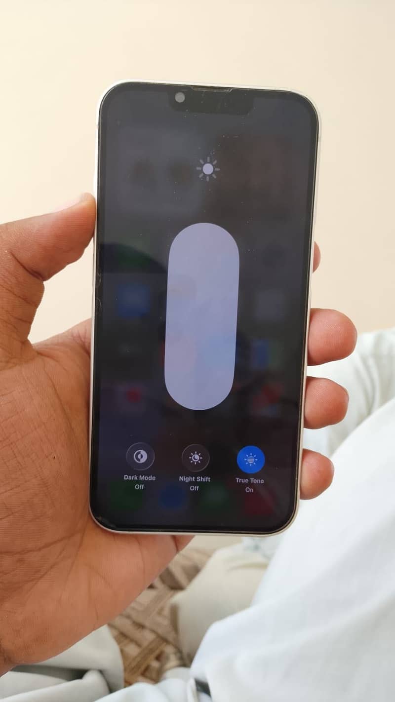 Apple iPhone 13 3