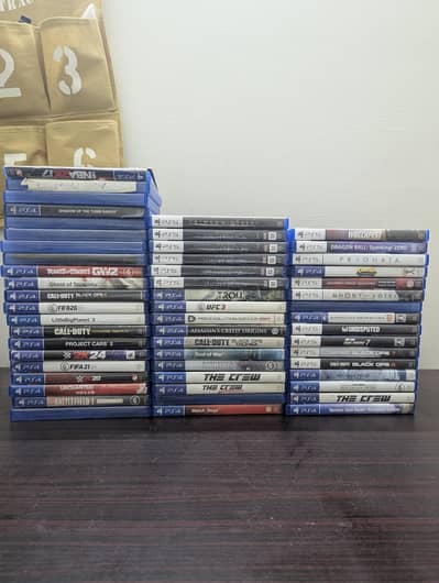 assassins creed ps4 / ps5  games and controllers
