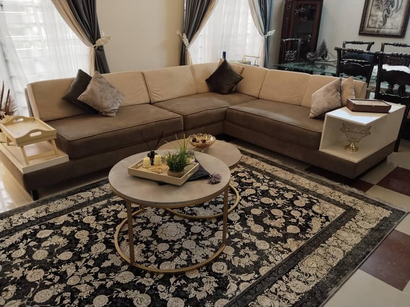 Sofa with table 0