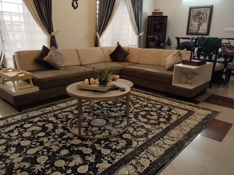 Sofa with table 4