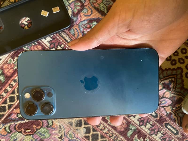 Apple iPhone 12 Pro Max 3