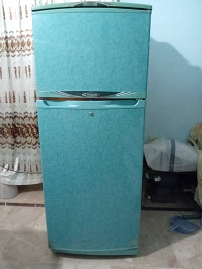 Waves Refrigerator/ Fridge For sell