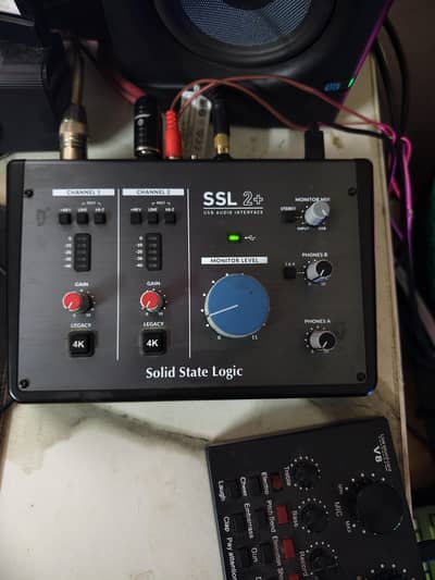 Solid State logic ssl2+ less used complete accessories