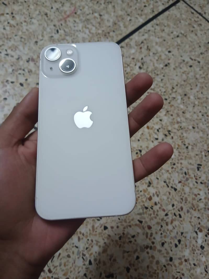 Apple iPhone 13 0
