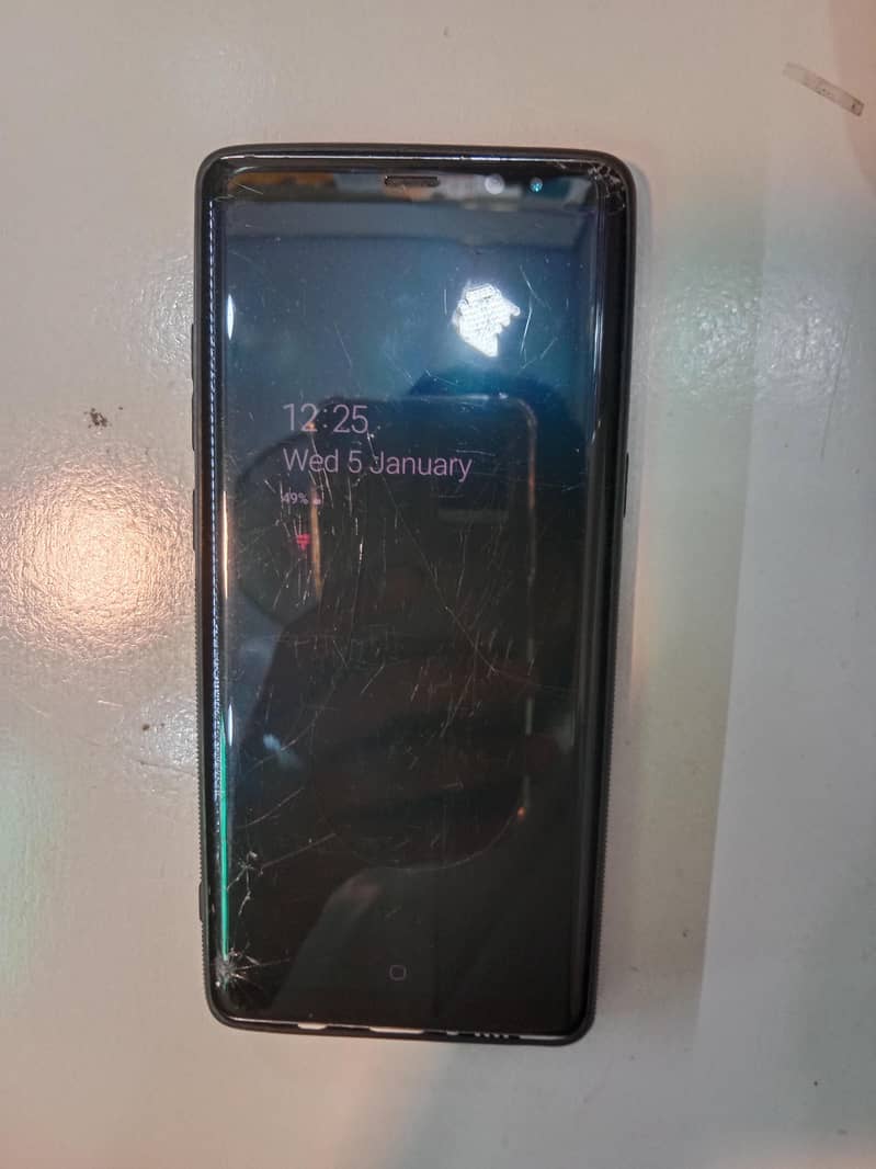 Samsung Mobile Note 8 1