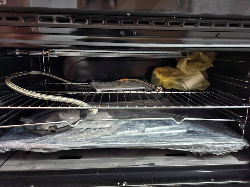 Super General Cooking Range, 1