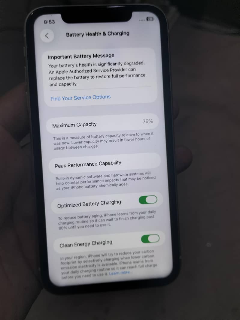Apple iPhone 11 4