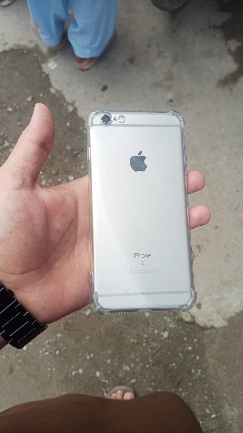 Apple iPhone 6S 2