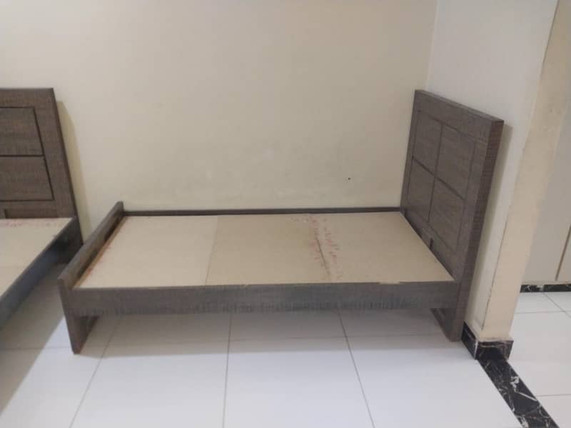 Beds Single 0