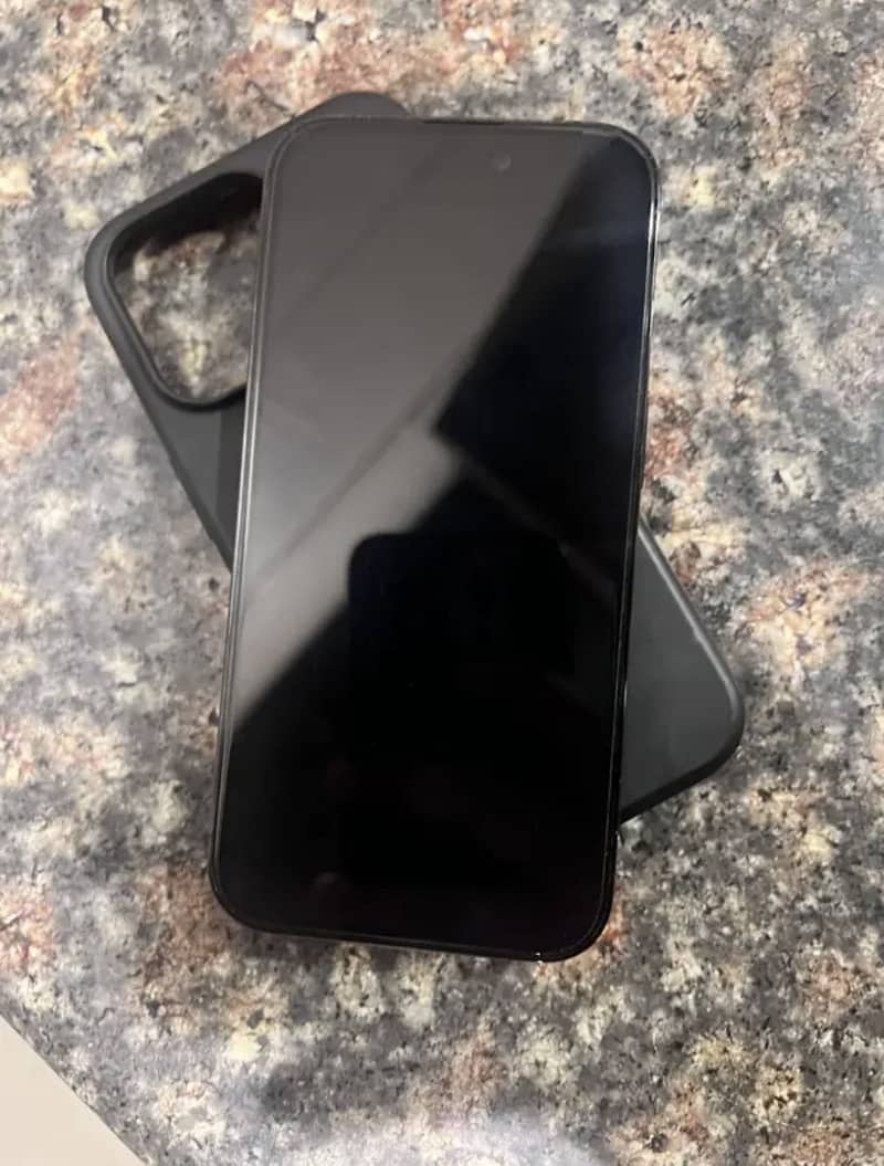 Apple iPhone 14 Pro 1