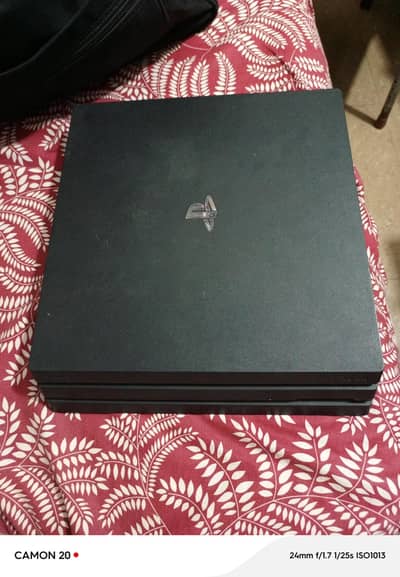 PlayStation 4 Pro 1TB — Excellent Condition | Original |