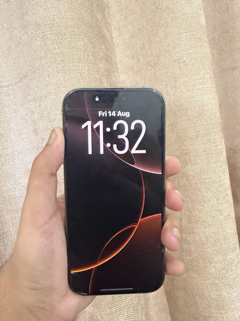 Apple iPhone 16 Pro 5