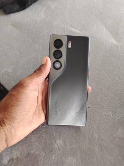 TECNO CAMON 40 PRO