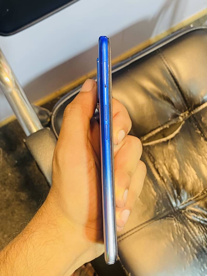 OPPO A54 6