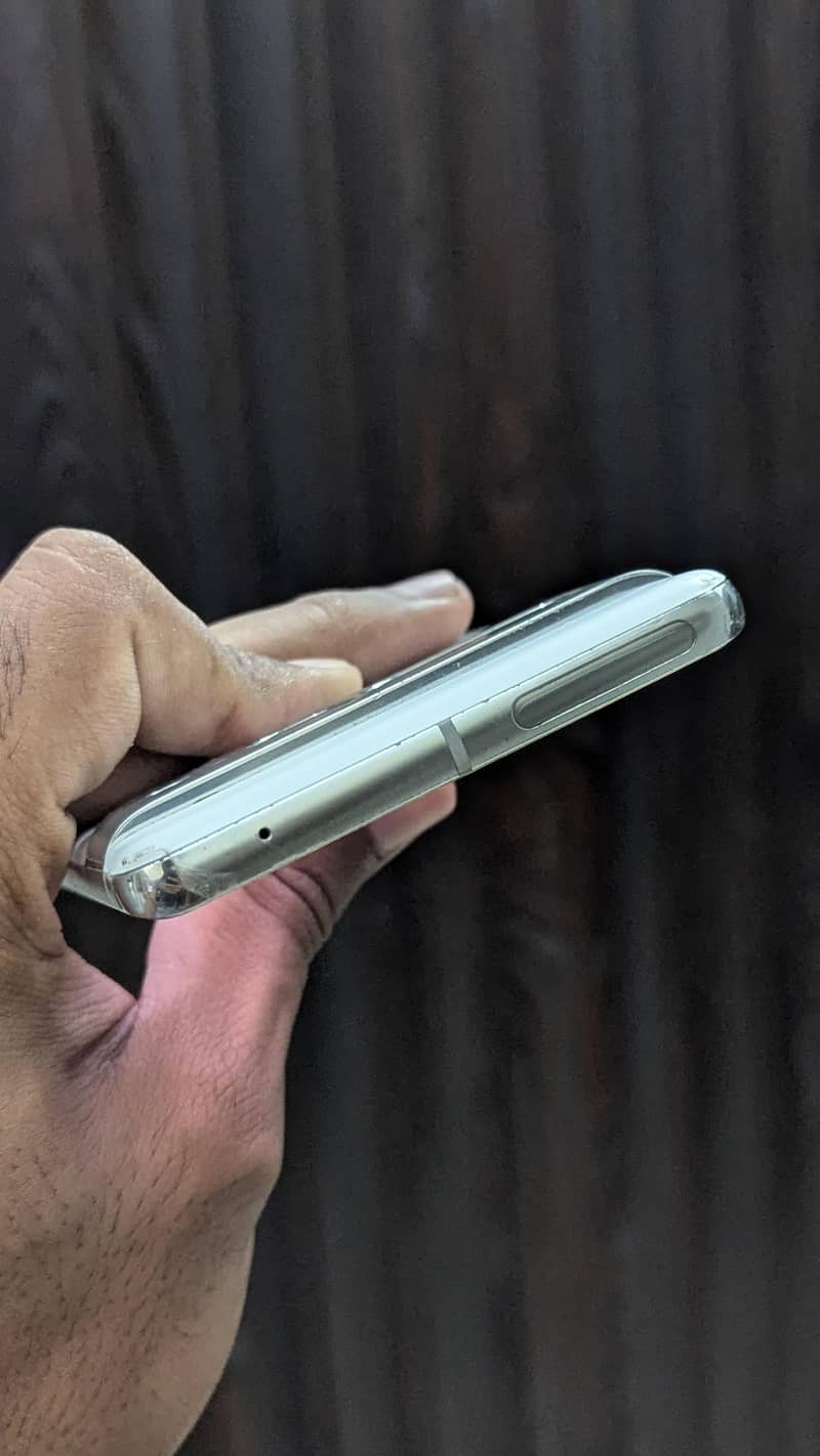 Google Pixel 7 Pro 6