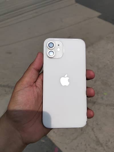 Apple iPhone 12