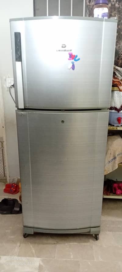 dawlance fridge