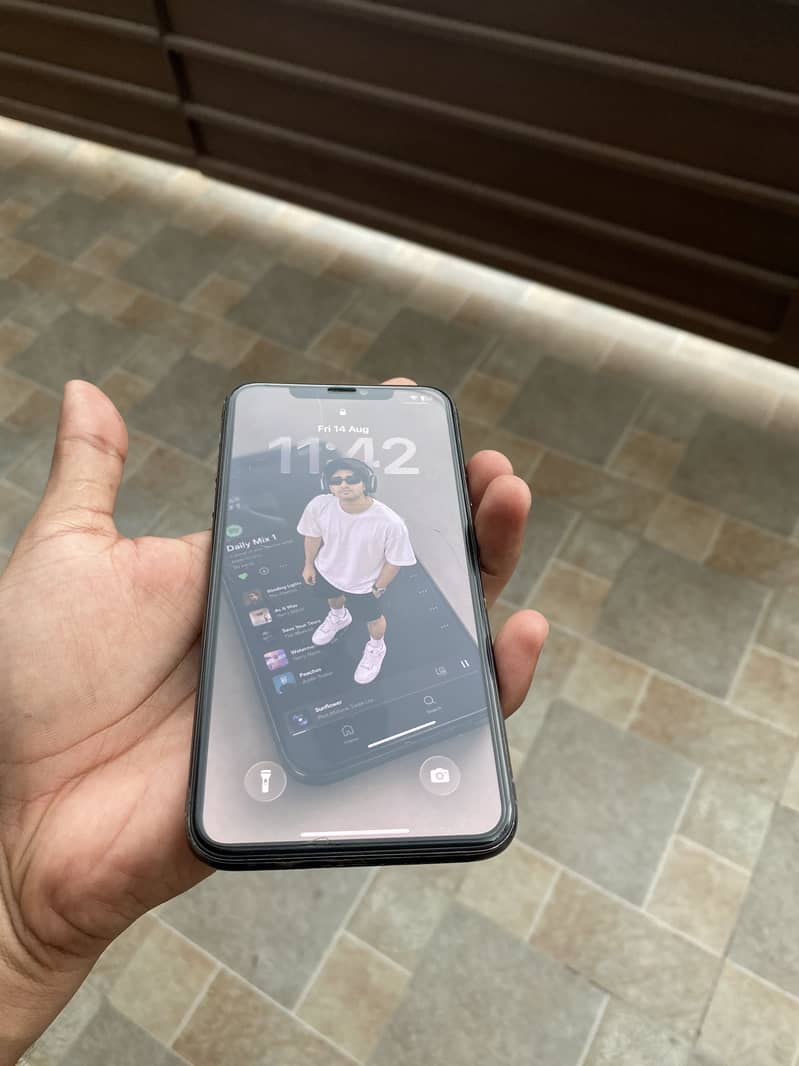 Apple iPhone 11 Pro Max 5
