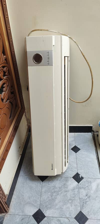 Gree ac 1.5 ton working condition (non inverter)