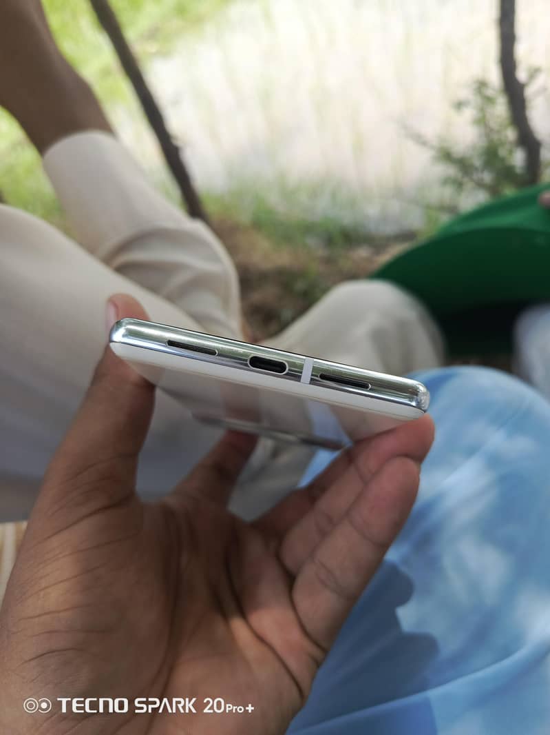 Google Pixel 6 Pro 2