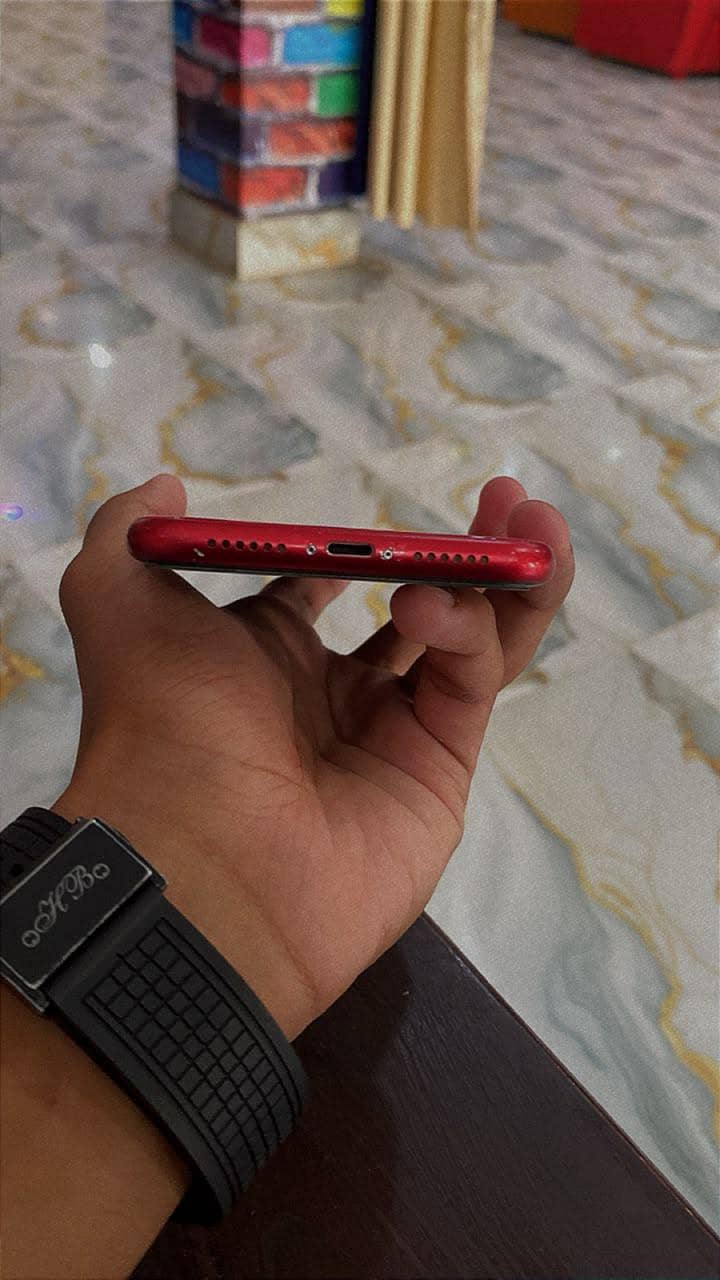 Apple iPhone 11 0