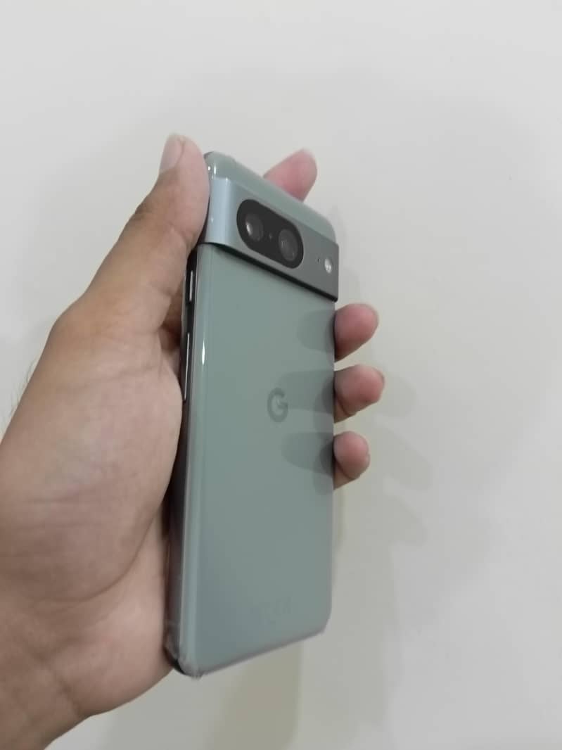 Google Pixel 8 3