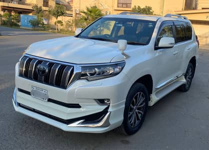 Toyota Prado 2019 seven seater sunroof