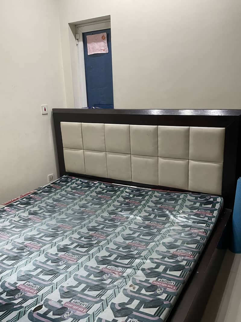 king size bed 5