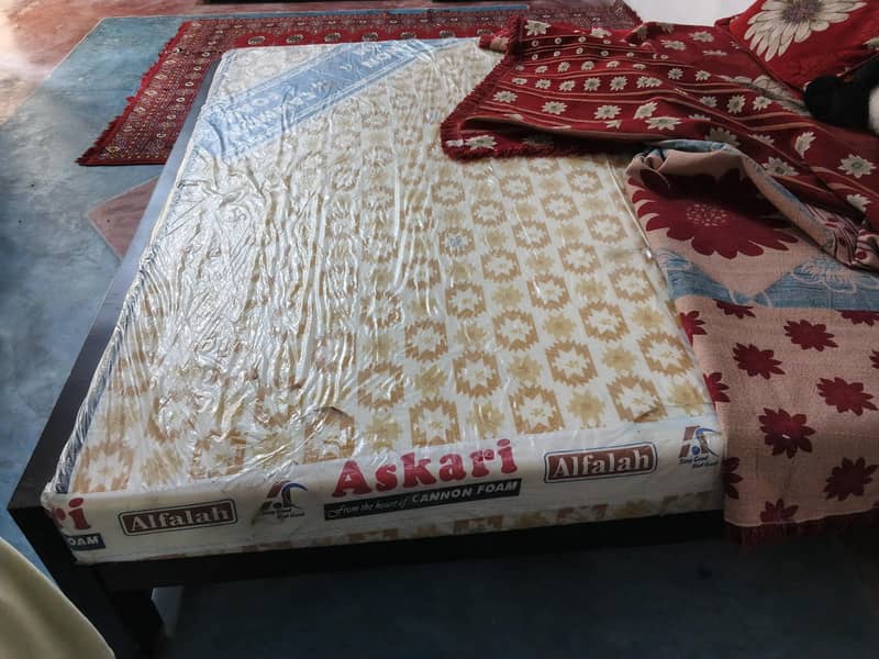 Double bed for sell 3