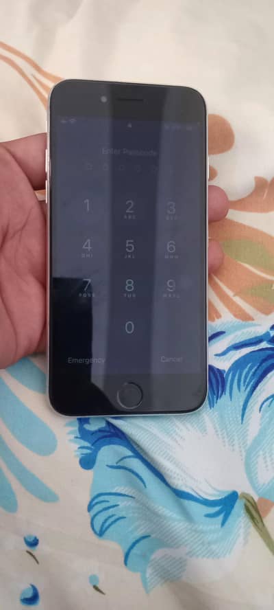 i phone 7 Condition 10/7 Non pta location bwp Mala gali