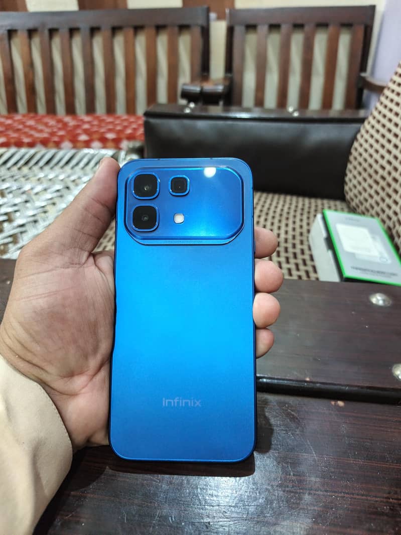 Infinix NOTE 60 PRO 8