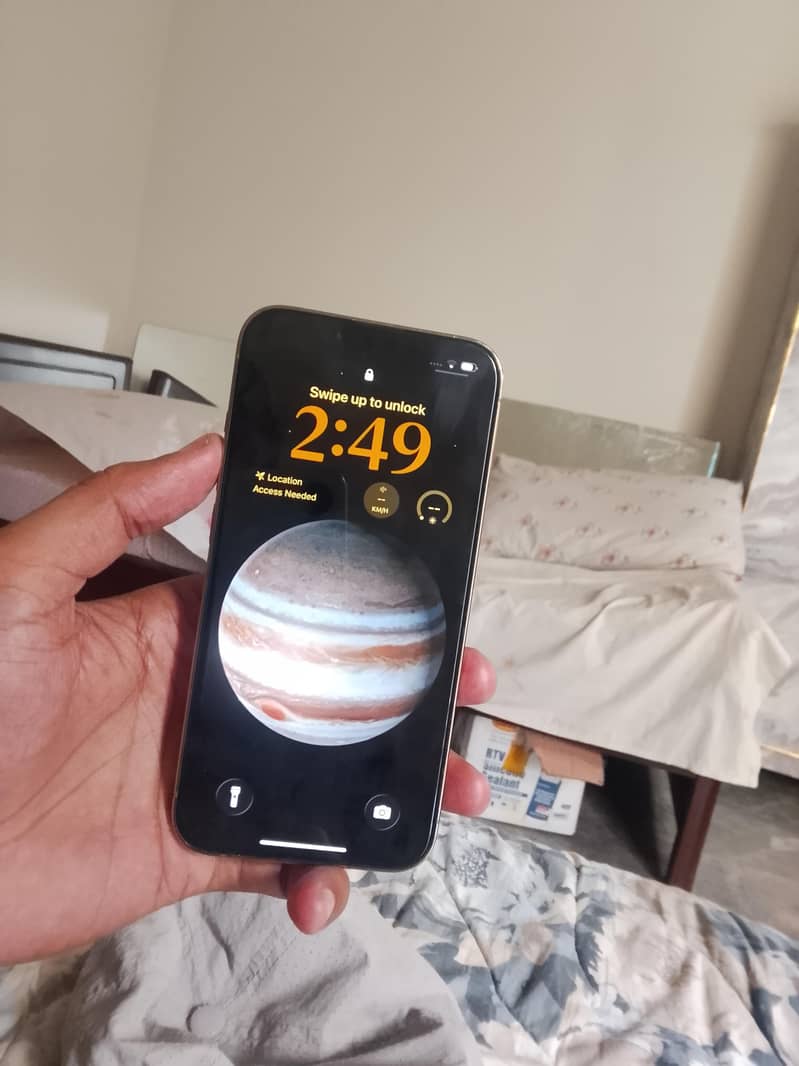 Apple iPhone 13 Pro 2