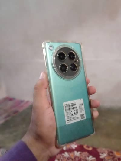 Infinix Zero 40