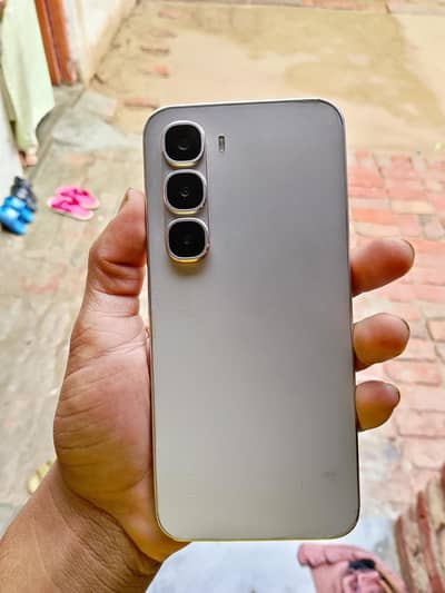 Infinix HOT 60 PRO exchange possible