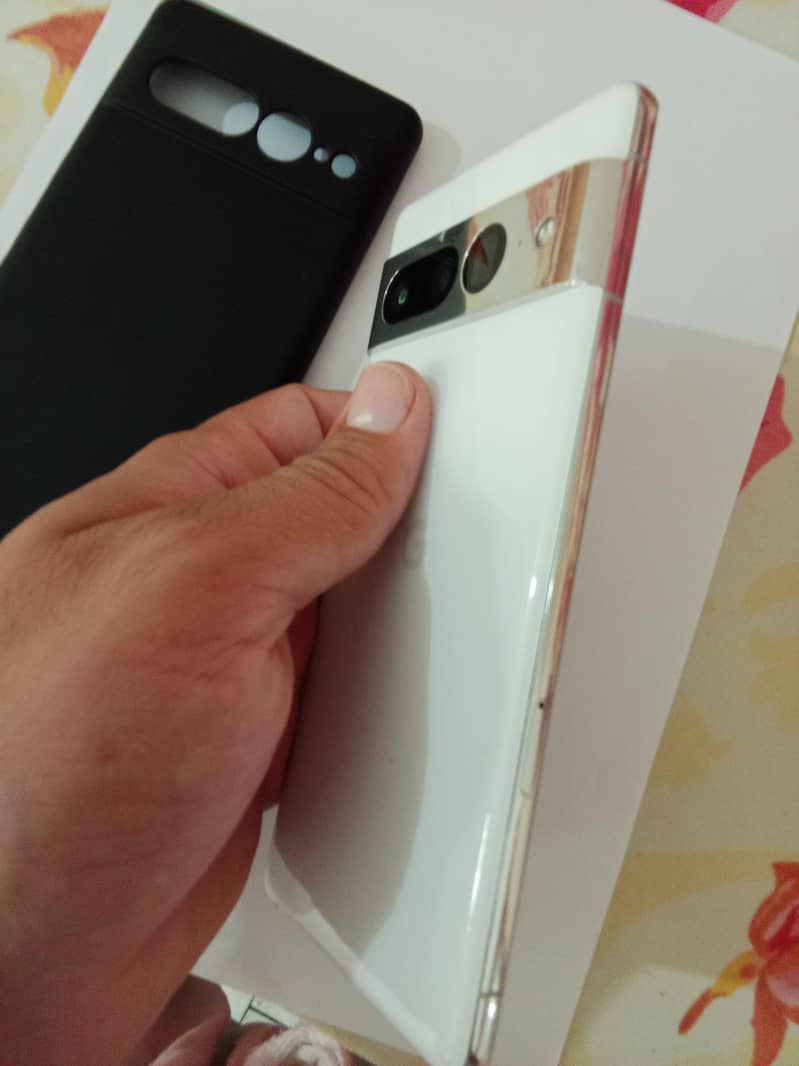 Google Pixel 7 Pro 6