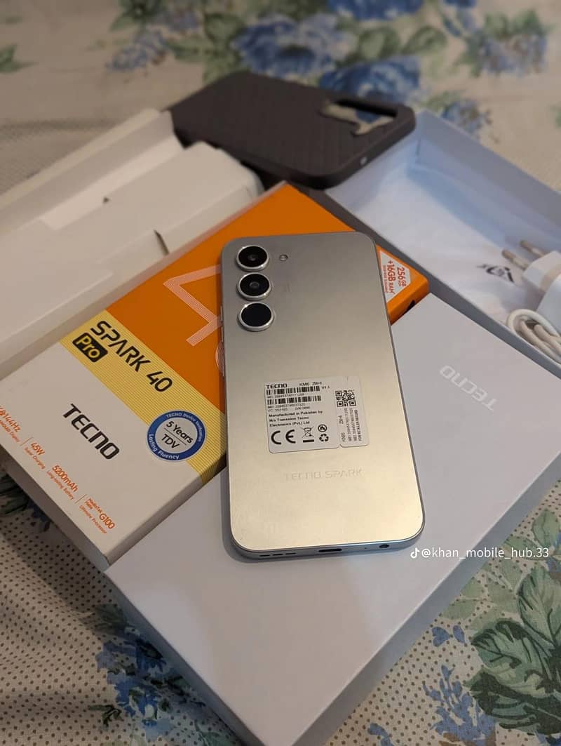 Tecno spark 40 pro 4