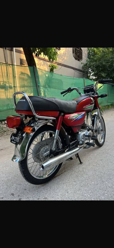 Honda 70 2016 model urgen sale call whatapp 03115784137