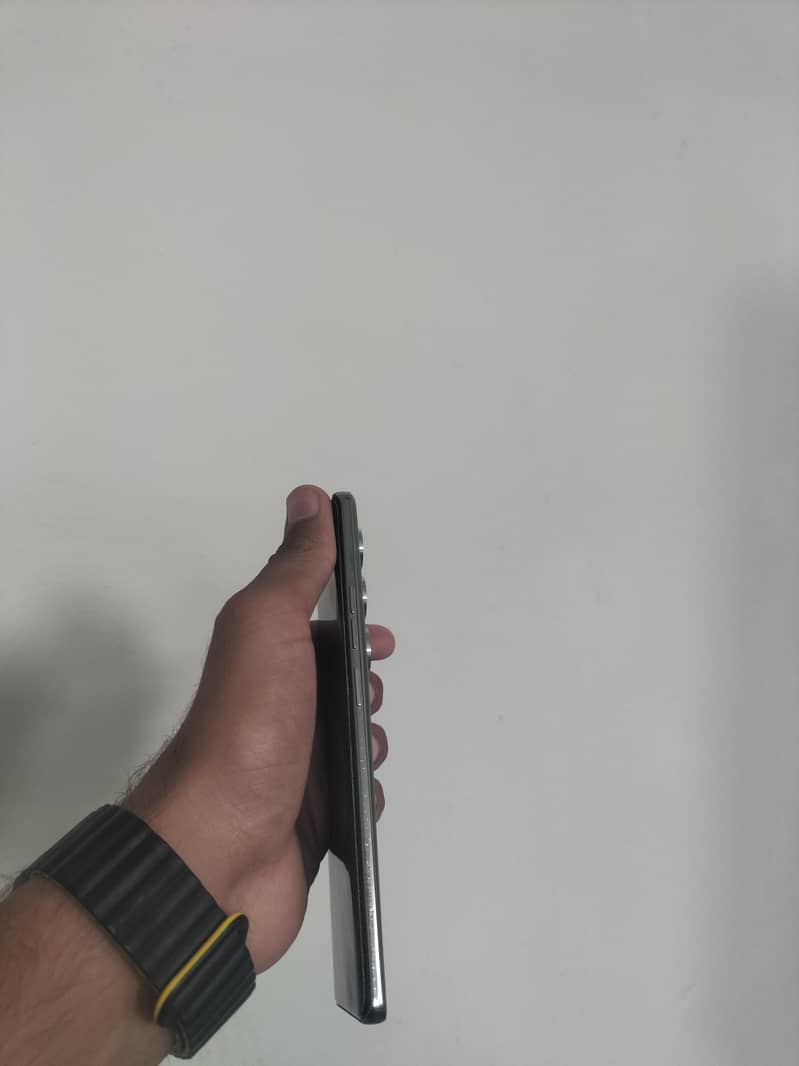 Tecno CAMON 40 Pro 4