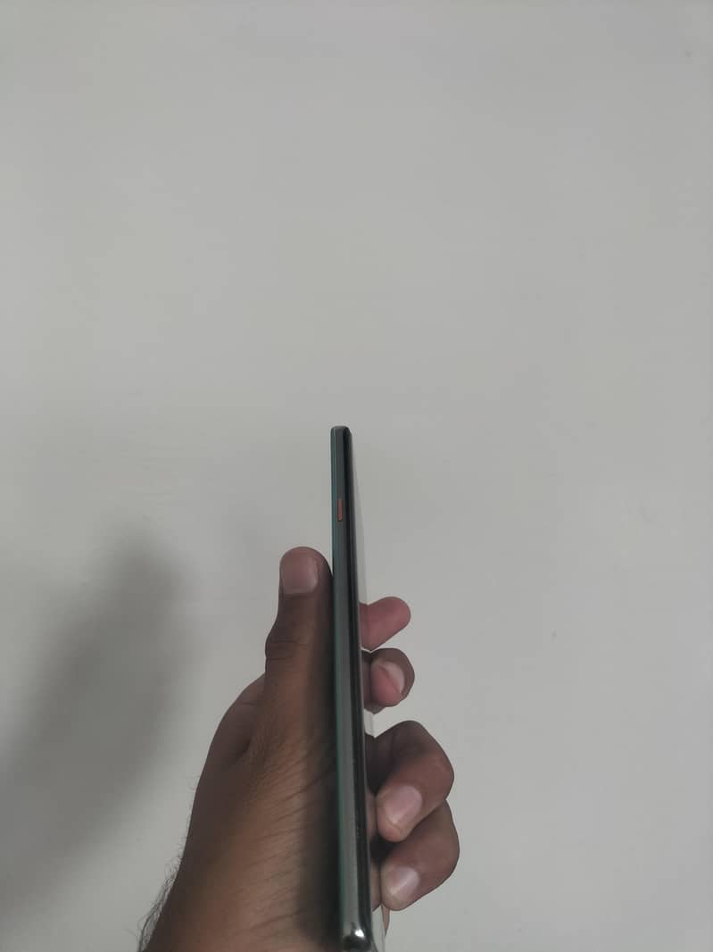 Tecno CAMON 40 Pro 5