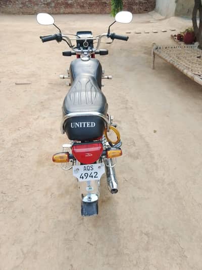 United bike model 2023 condition 10/10 All documents claer bio matric