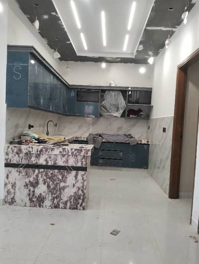 Portion 240yd 1st 3 bed dd 2nd 2bed d d  In same house 2 lac Zero meter renuvated  Work in progress Gulshan 1*Code(16889)*