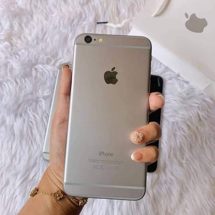 Apple iPhone 6S Plus 3