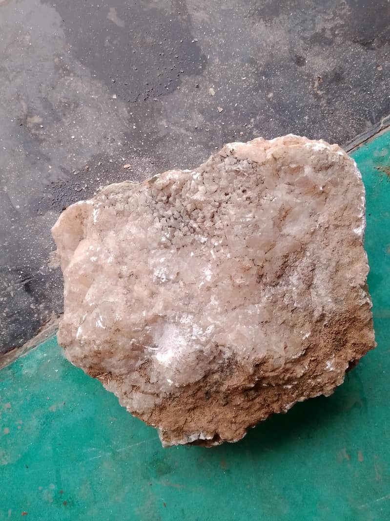 stones 19